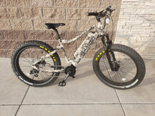 Load image into Gallery viewer, RAMBO NOMAD 750W 48V/14AH Fat Tire Electric Hunting Ebike 2021 Model - Ebikecentric